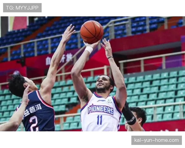 广东奎因状态起伏不定 外线投射稳定性成季后赛隐忧